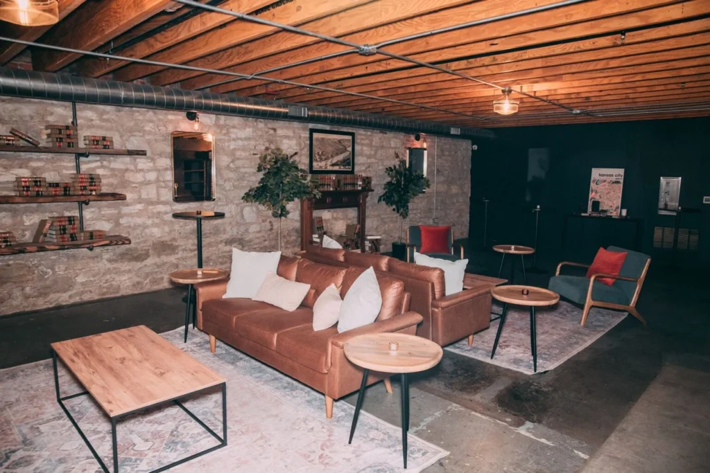 Private speakeasy event space in Kansas City for corporate mixers