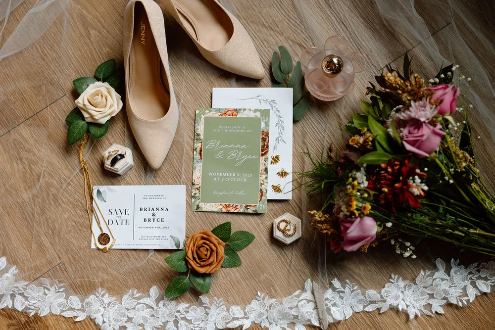 Modern rustic wedding day details including honey pot favors at UNION in Kansas City MO